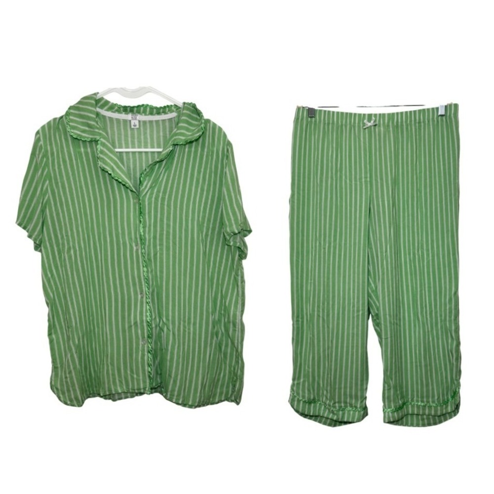 Crown & Ivy Pajama Set Green Striped Scallop Trim Women Large PJ Loungewear